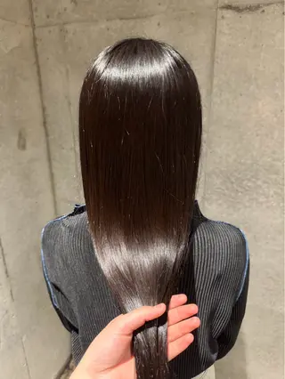 ロング 染谷 奈保のヘアスタイル