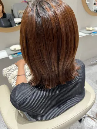 ミディアム 白髪ぼかしマイスター 🫧shuri🫧のヘアスタイル