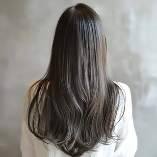 ロング 小谷 俊祐のヘアスタイル