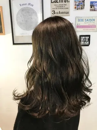 ロング Luuna hair loungeのヘアスタイル