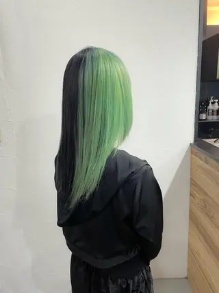 セミロング カラー soin by poshのヘアスタイル