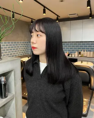 セミロング カラー 韓国ヘア 🎀華澄のヘアスタイル