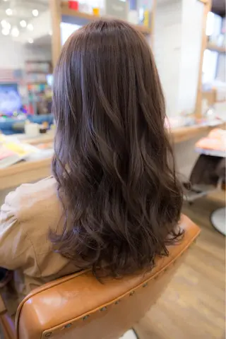 セミロング VOCE所属・石川 大瑚のヘアスタイル