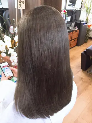セミロング 田中 佐枝子のヘアスタイル