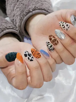 ネイル Y. Reonaのネイルデザイン