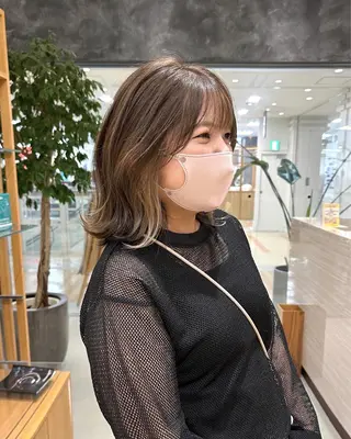ミディアム カラー NAKAHARA TSUKUSHIのヘアスタイル
