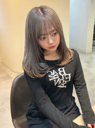 ミディアム 神谷 凪のヘアスタイル