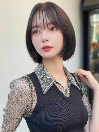ミディアム 篠宮 葉己のヘアスタイル
