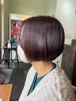 ミディアム 三國 栞音のヘアスタイル