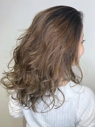 ロング カラー メンズヘア特化 崎田 成人のヘアスタイル