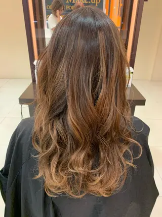 ロング カラー ヘアアレンジ 村山 かほのヘアスタイル