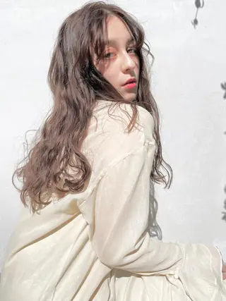 ロング カラー ENIF ヤマグチアツコのヘアスタイル
