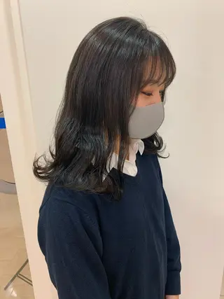 セミロング カラー 顔まわりカット✄ ベージュカラー🧸のヘアスタイル