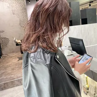 ミディアム カラー 荒川 ひなの 新川崎のヘアスタイル