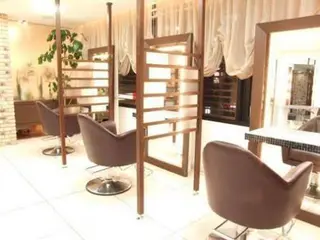 羽エクステ🩷 🤍まき🤍のマツエク・マツパデザイン