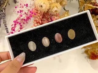 ネイル マキノ ユイのネイルデザイン