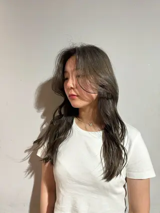 ロング 🇺🇸海外レイヤー yunoのヘアスタイル