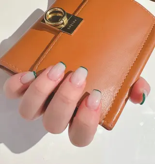 ネイル Atelier Peniculusのネイルデザイン