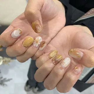 ネイル マキノ ユイのネイルデザイン