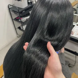 ロング omocha umiのヘアスタイル