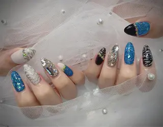 ネイル I-nailロング /ワンホン/キラキラのネイルデザイン