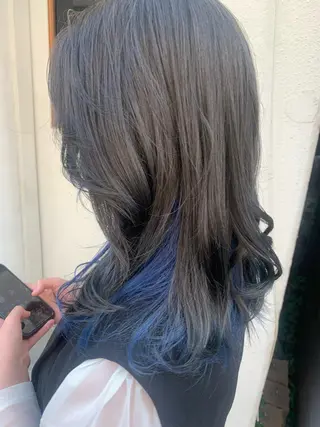ロング SEAM アキホのヘアスタイル