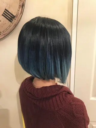 ショート カラー 岩谷/ブリーチ 🪽透明感カラーのヘアスタイル