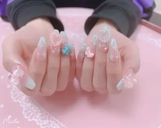 ネイル はぴねす所属・横浜 美夢のネイルデザイン