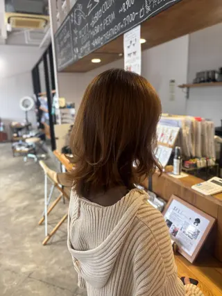 ミディアム はっとり ななせのヘアスタイル