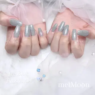 ネイル melMoon .のネイルデザイン