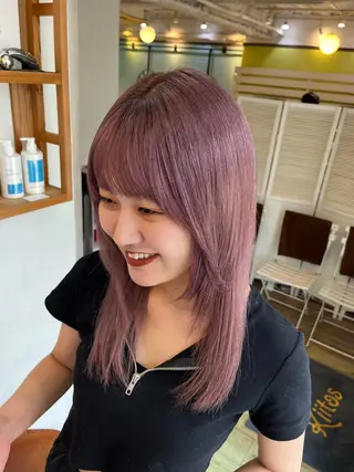 セミロング カラー ショート/ボブ/透明 感カラー/高橋あみのヘアスタイル