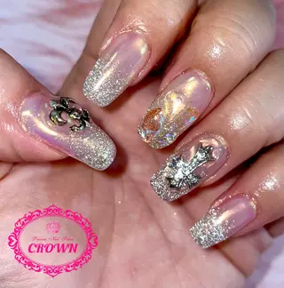 ネイル CROWN プライベートサロンのネイルデザイン
