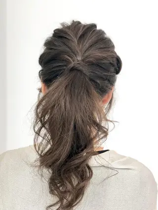 ロング ヘアアレンジ Ｄirector 　徳久　真紀の眉毛・アイブロウイメージ
