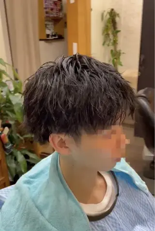 パーマ メンズ ヘアーサロン ＳＯRＡお顔剃りのエステ・リラクイメージ