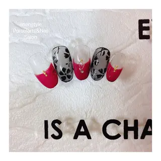 ミディアム ネイル 👑enen style👑のネイルデザイン