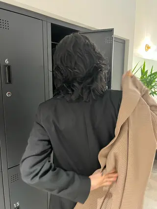 ミディアム カラー 暗髪カラー🫐パーマ おくだりんかのヘアスタイル