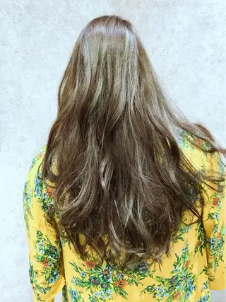 ロング カラー earth尾形美穂 🫧髪質改善縮毛🫧のヘアスタイル
