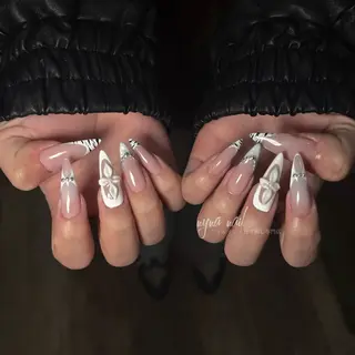 ネイル 長さ出し専門 nynaのネイルデザイン