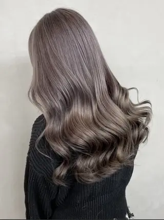 カラー ブリーチカラー特化 ✨️永井諒のヘアスタイル