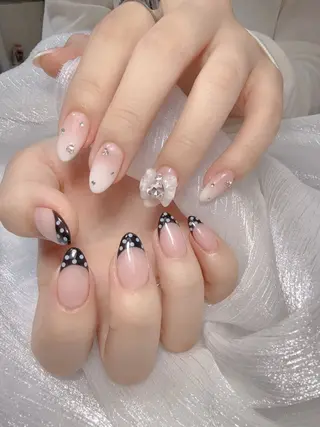 ネイル Lyly リーリーのネイルデザイン