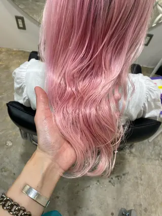 カラー サイレント美容師 アイリィのヘアスタイル