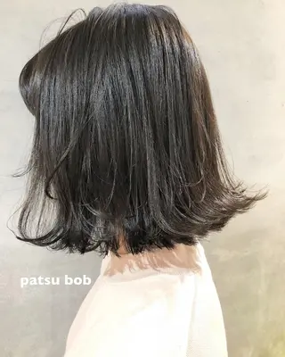 ミディアム カラー ツキノキ ミナのヘアスタイル