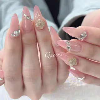 ネイル Queens ゲンのネイルデザイン