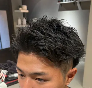 ショート メンズ Mio ZONEのヘアスタイル