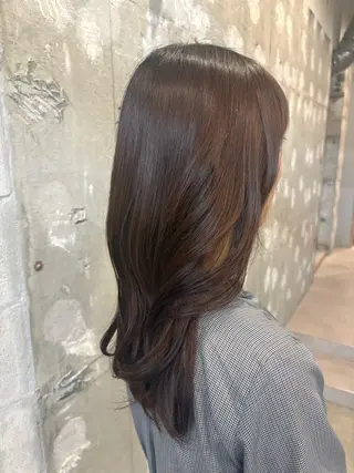 ミディアム ナナ/ SYS by fitのヘアスタイル