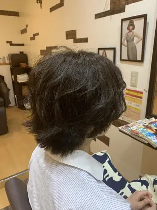 ショート カラー サトウ シューイチのヘアスタイル