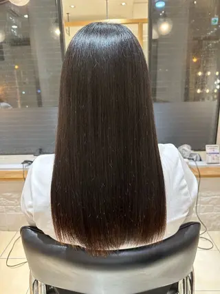 ロング Geniee horie所属・ともや 髪質改善縮毛矯正のヘアスタイル