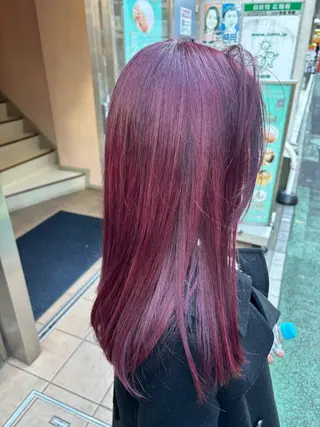 セミロング ☘️上村 ☘️髪質 改善/透明感カラーのヘアスタイル
