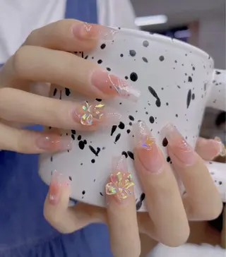 ネイル D-BEAUTY Nailsalonのネイルデザイン