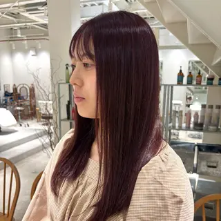 セミロング カラー illatos サヤナのヘアスタイル